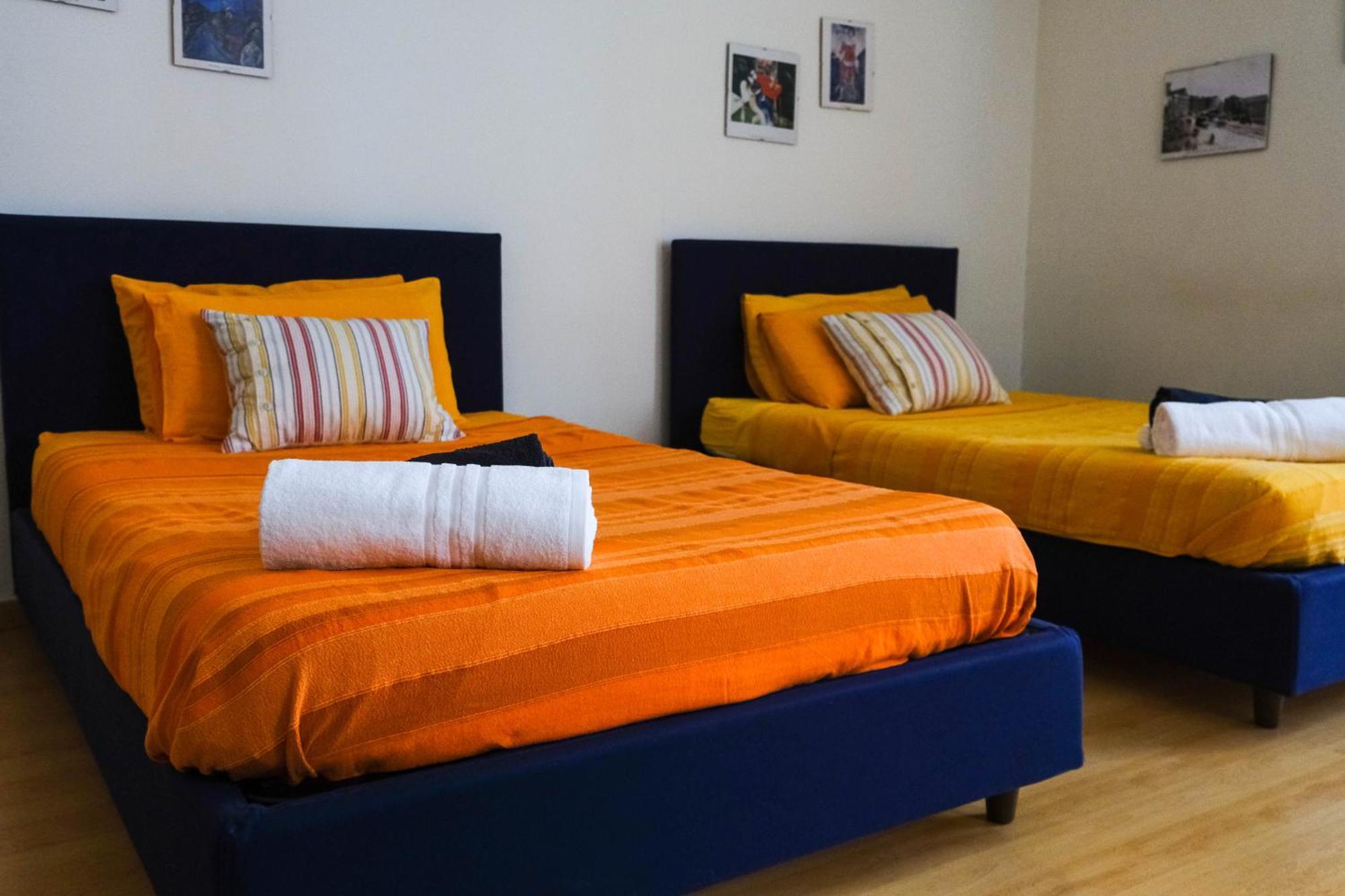 Colori A Toledo Couette-café *
